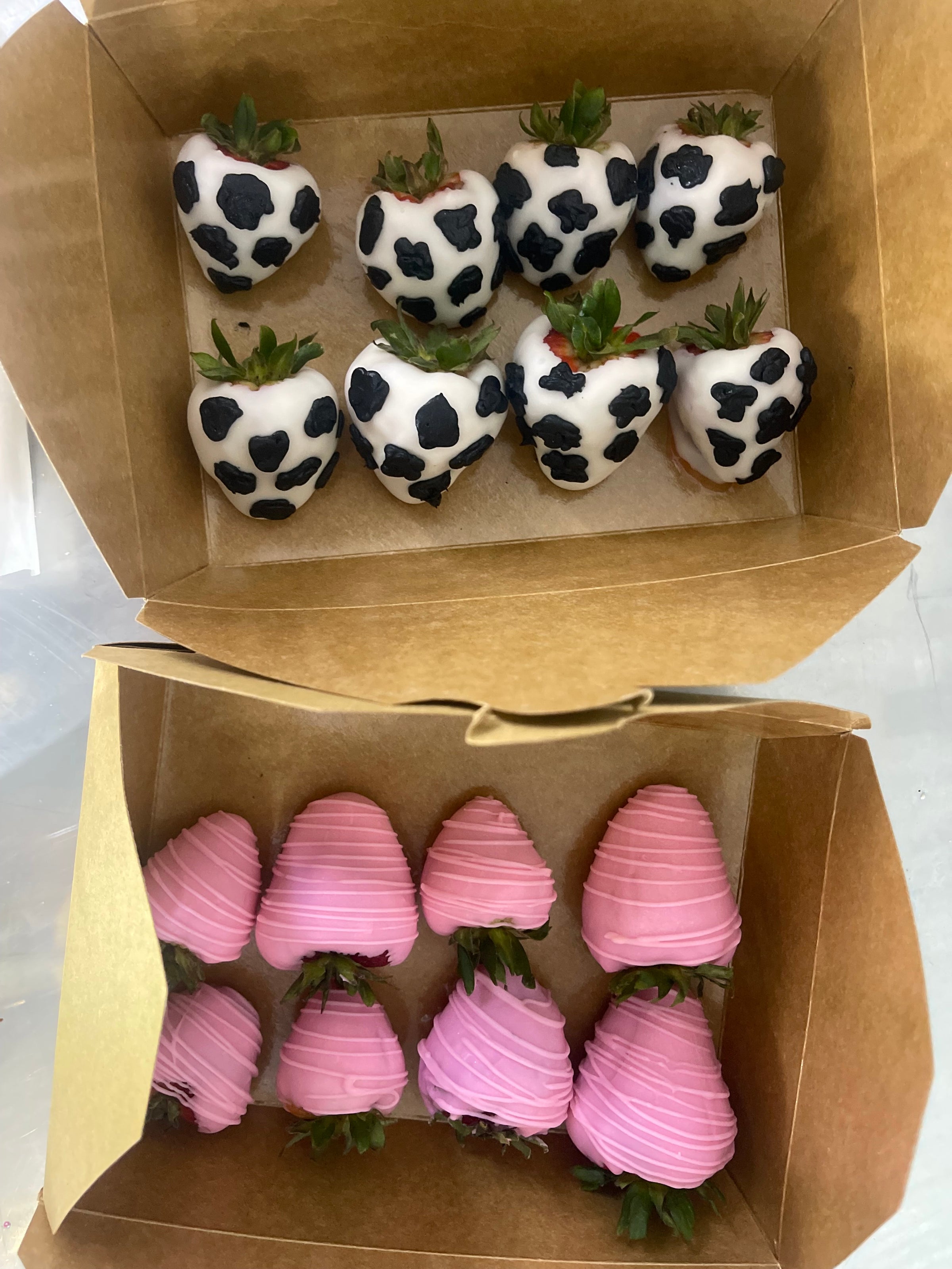 elfbar nachfll pod luft aus Alright guys, the time has finally come!  Tomorrow we will  have the Strawberry Dubai Chocolate Cups- $8 SATURDAY we will have the  Dubai Chocolate Bars These will come in 2 Sizes