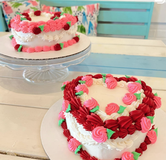 Royal Red Velvet Heart Cake – SahniBakery